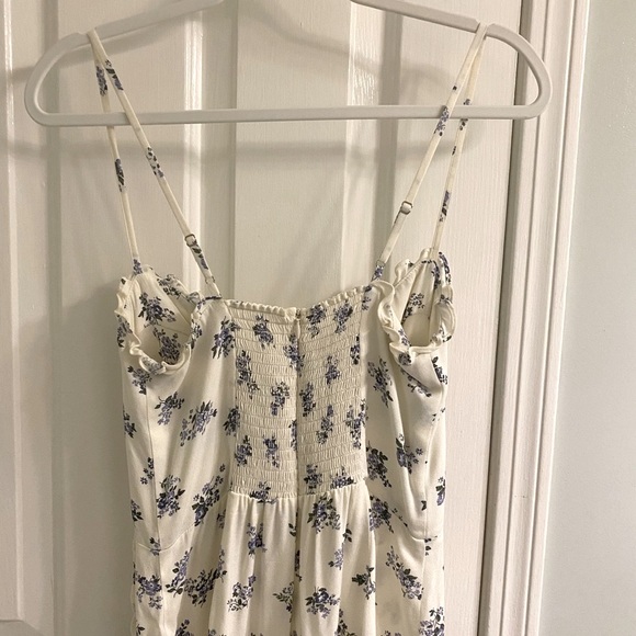 NWOT Reformation Posie dress - Picture 5 of 8